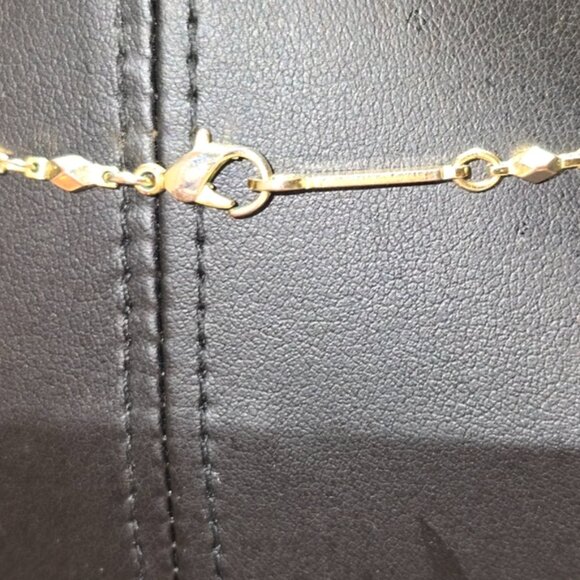 Gold Tone Necklace - Picture 3 of 3